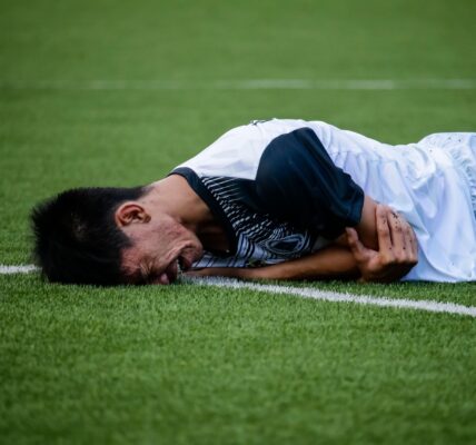Dante Moore injury update