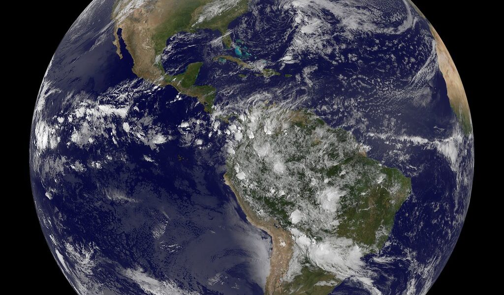Earth’s low orbit objects