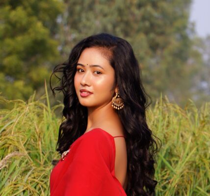 Neha Bora age